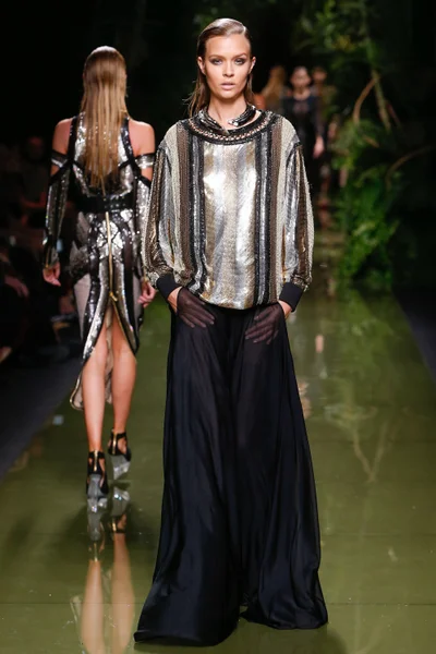 Look 73